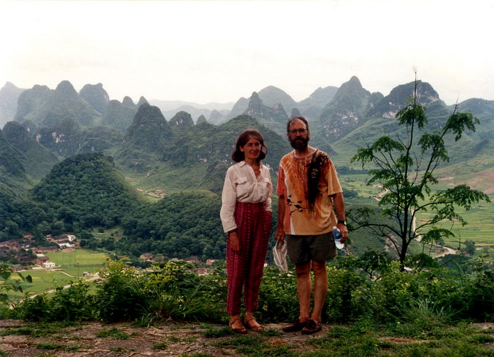 George and Anne-Marie visit China 20060805-G-4