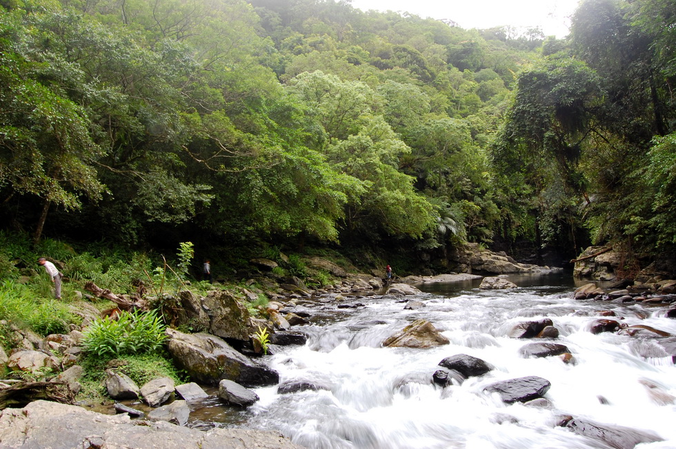 Fushan River with Daphne DSC_2251