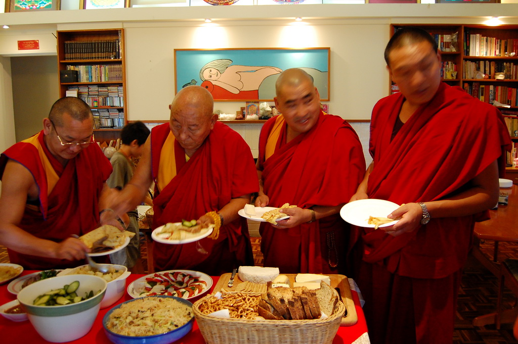 Rinpoche BBQ at Nic's
 14031