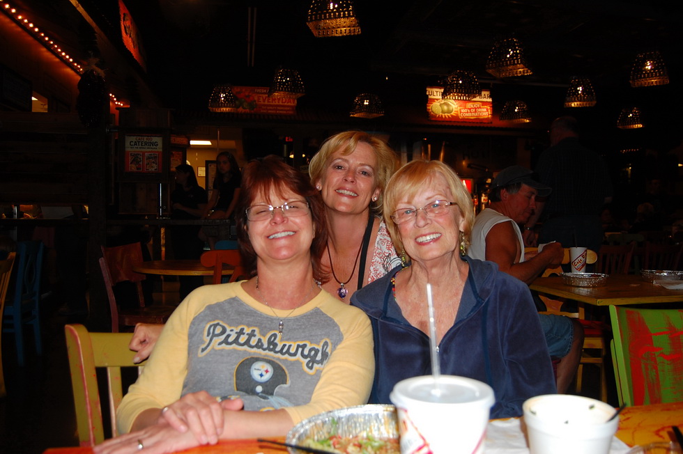 Travels to Las Vegas to visit family, desert excursion, eating together DSC_7205
