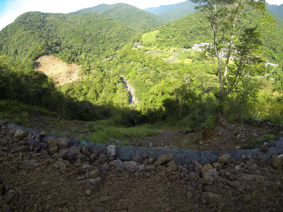 Fushan river trip with Hiroshi GOPR0891