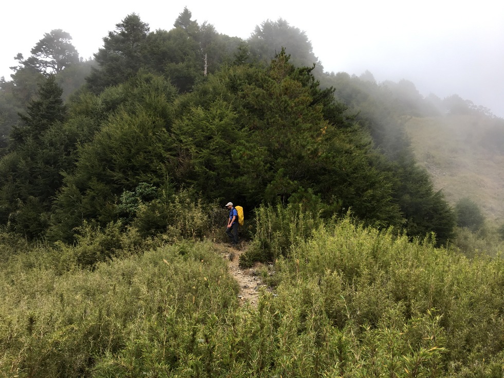 Dabajian mountain 大霸尖山 hike IMG_3158