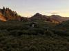 next photo: Xiaobajian Mountain 小霸尖山 over Zhongba hut 中霸山屋