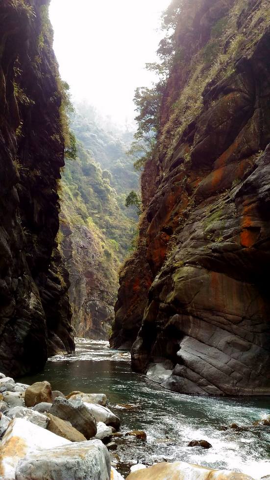 Beigang Canyon 北港溪峽谷 and HuiSun Hot Spring 惠蓀溫泉 17016772_10212390865996714_6125719481561534937_o