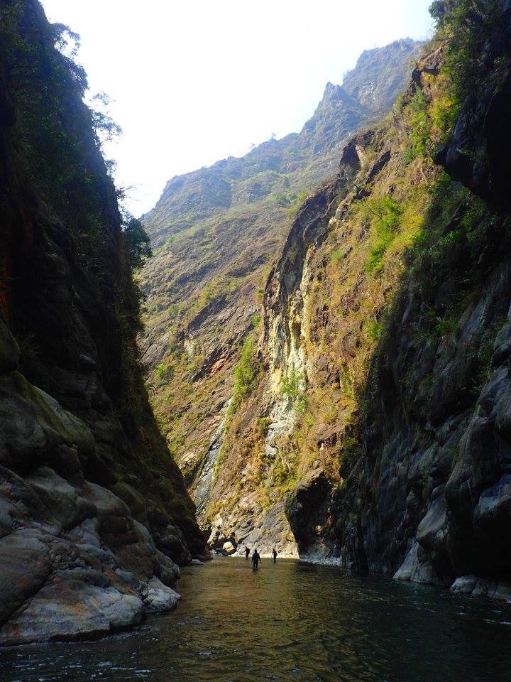 Beigang Canyon 北港溪峽谷 and HuiSun Hot Spring 惠蓀溫泉 17156342_10155865960037926_8421323850602049358_n