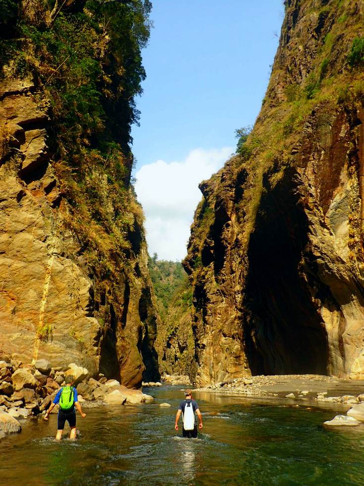 Beigang Canyon 北港溪峽谷 and HuiSun Hot Spring 惠蓀溫泉 P3050221