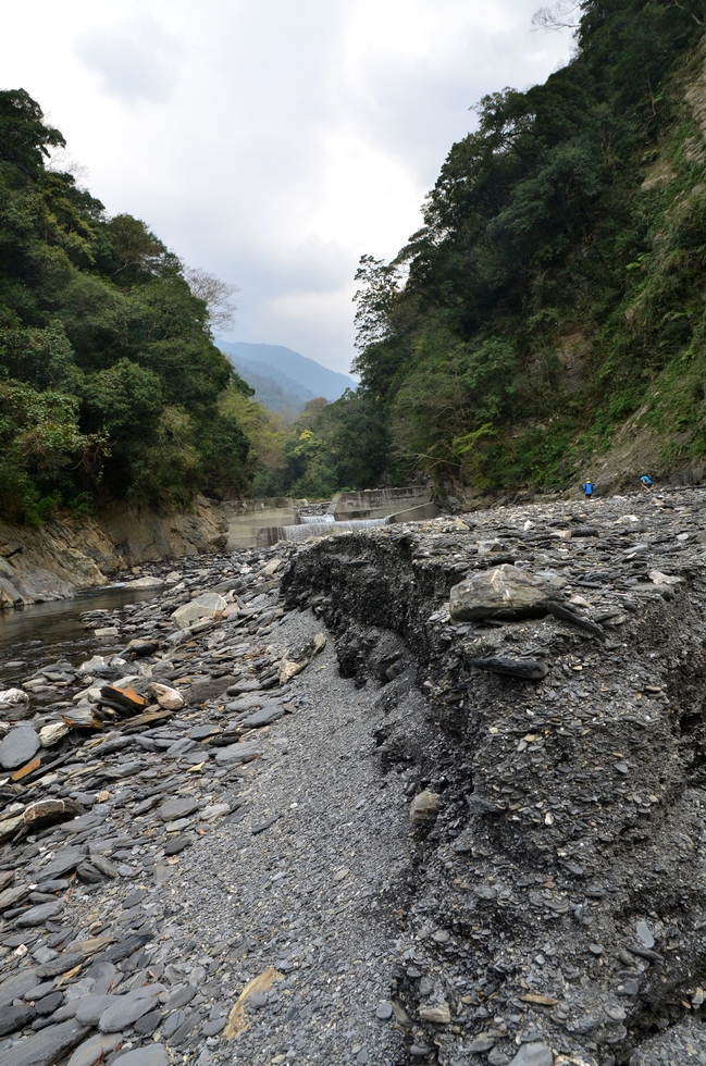 Daluowan stream 塔羅灣溪 DSC_0177