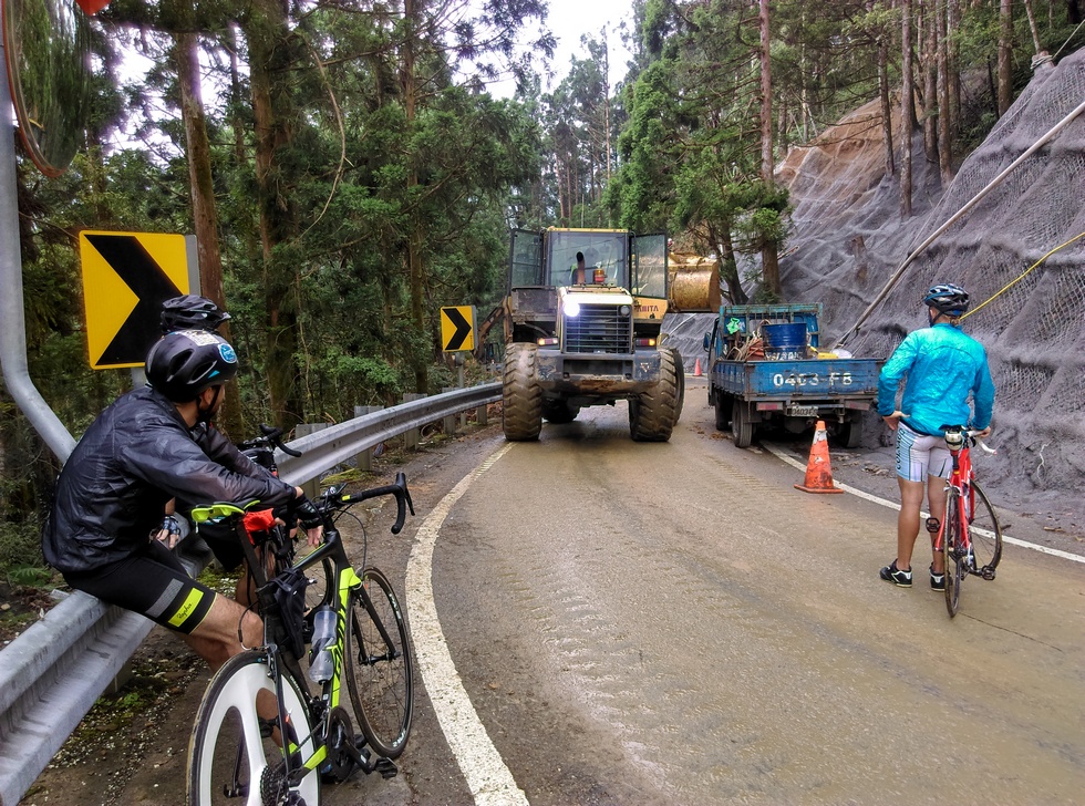 Northern Cross-Island Highway 北部橫貫公路 bike ride IMAG0228