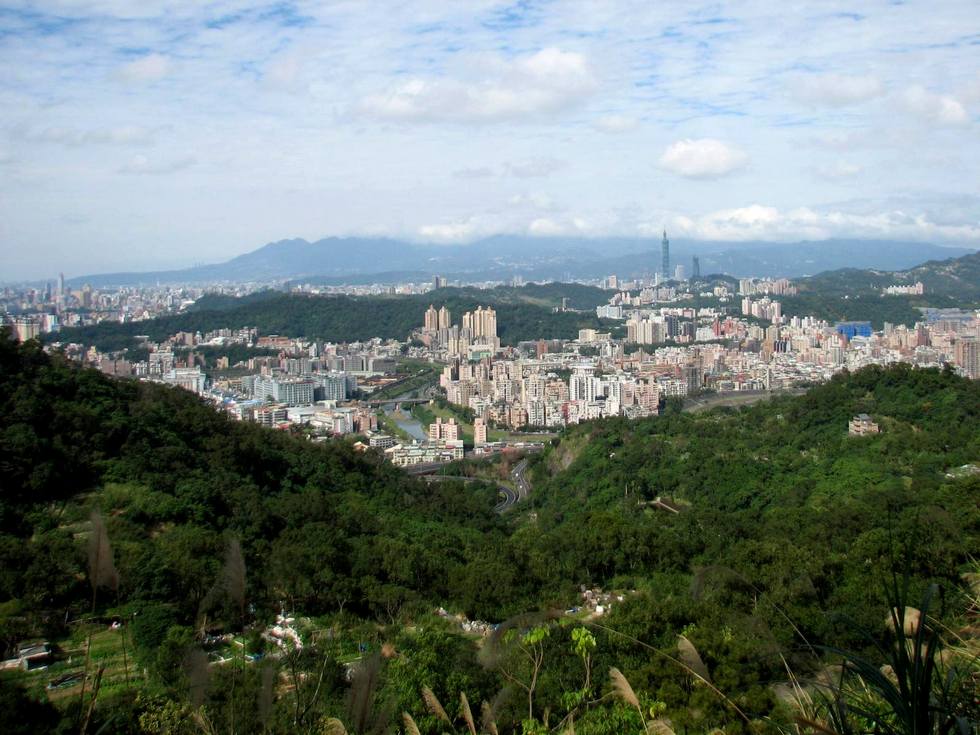 Jingmei 景美 to Xindian 新店 hike IMG_8276