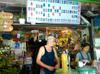 Dan at the juice shop in the Mucha 木柵 market