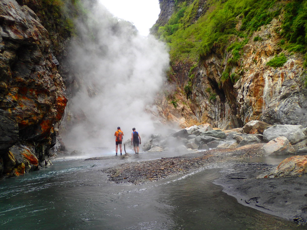 Lulu hot springs 轆轆溫泉 P4150165