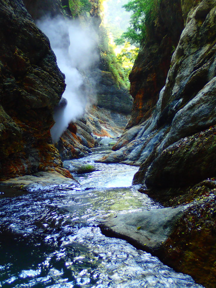 Lulu hot springs 轆轆溫泉 P4160262