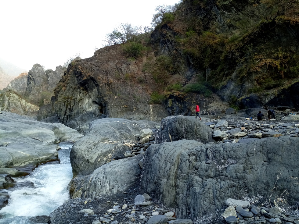 Danda stream 丹大溪 Hot springs survey IMG_20190301_070522_3