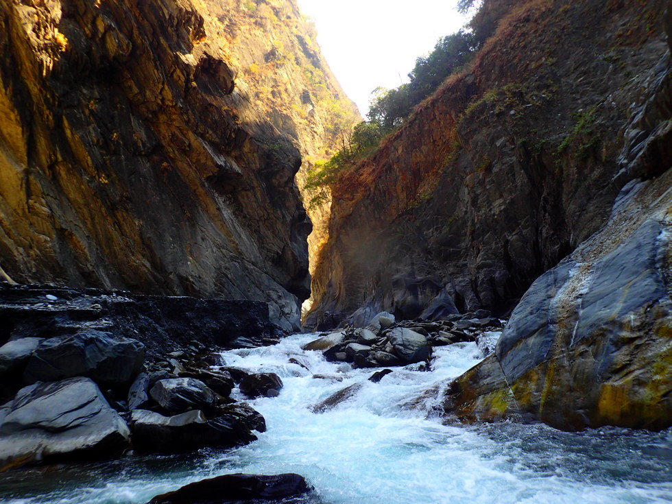 Danda stream 丹大溪 Hot springs survey P3010523