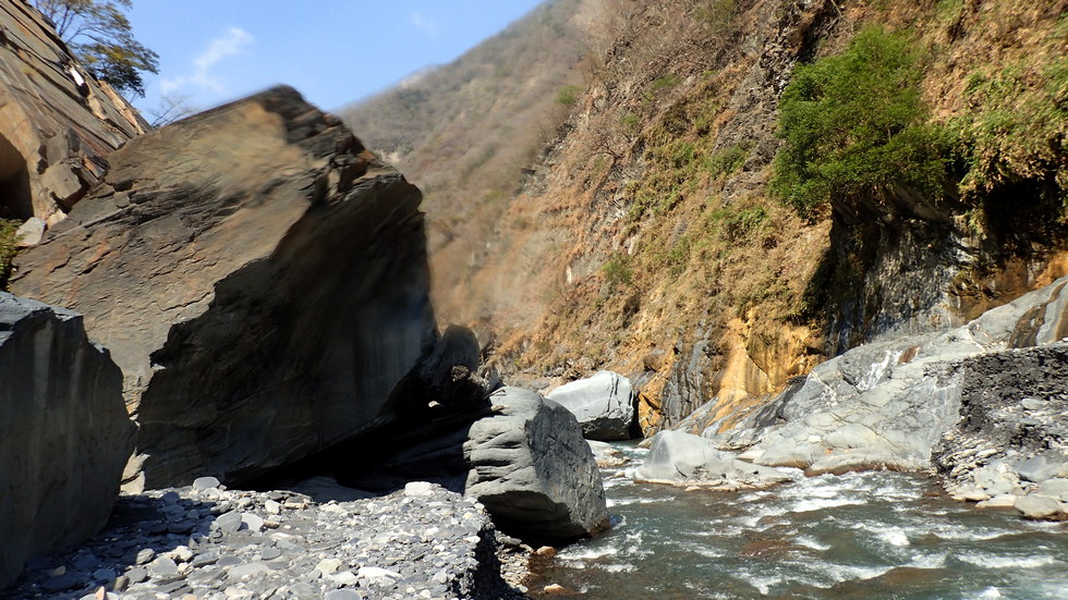 Danda stream 丹大溪 Hot springs survey P3010557