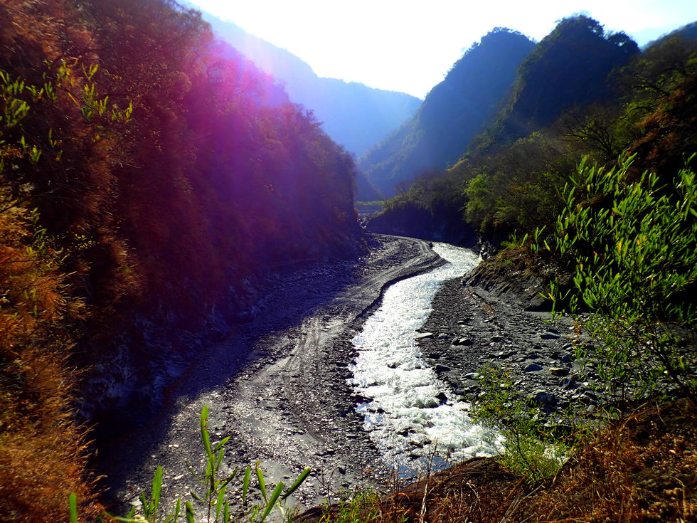 Danda stream 丹大溪 Hot springs survey P3020573