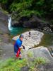 next photo: climbing around Dashimen Falls 大石門瀑布