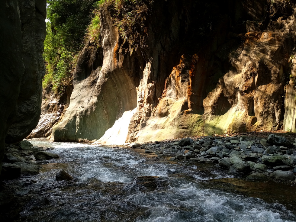 Heping river 和平溪 to Mohen hot springs 莫很溫泉 IMG_20190405_091901_2