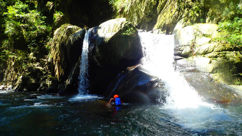 Qrahu 嘎拉賀溪 Galahe stream P9260283